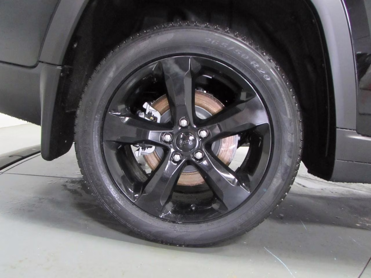 2026 Diamond Black Crystal Pearlcoat Jeep Grand Cherokee L Limited 4X4 SUV