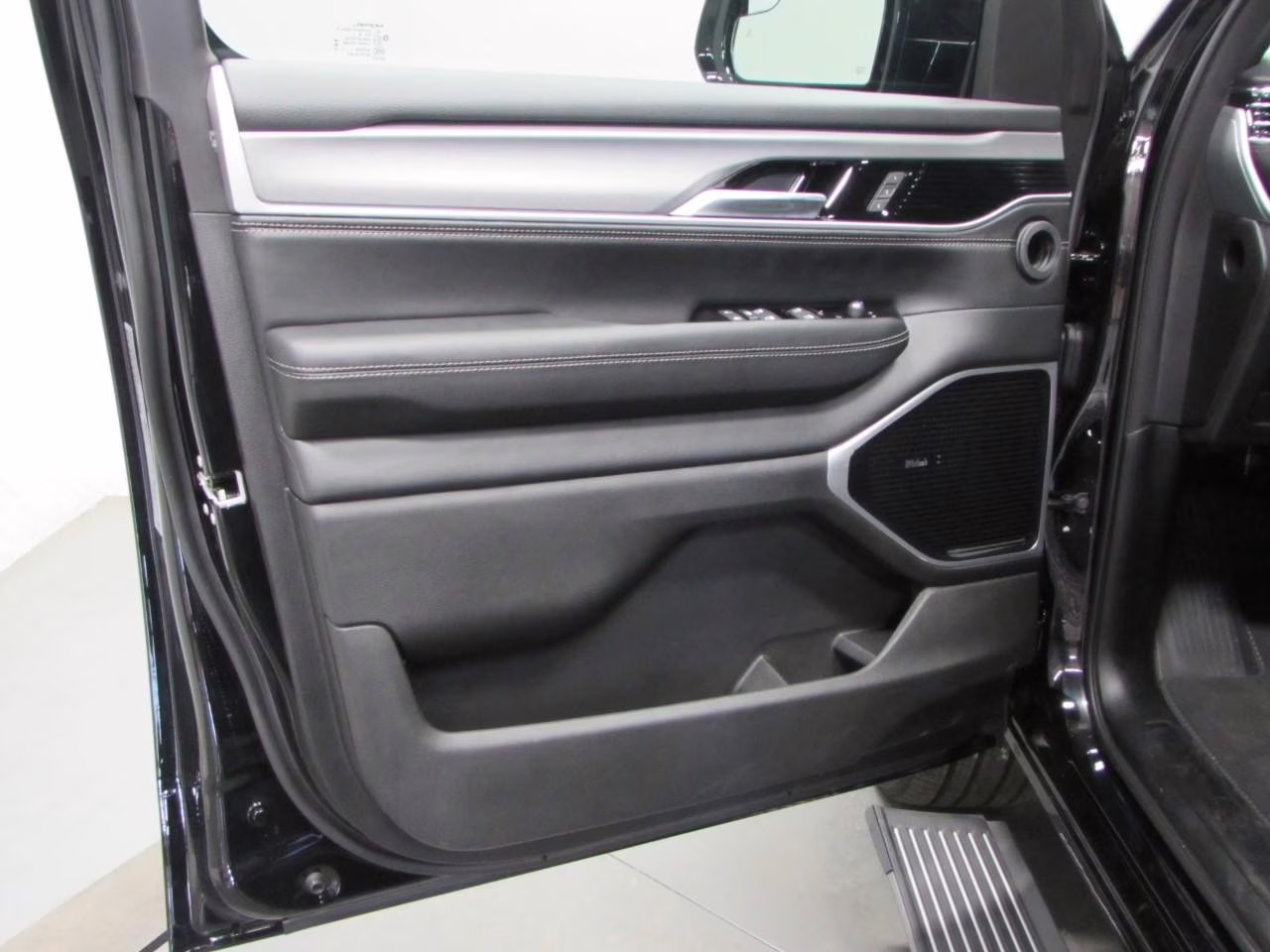 2026 High Gloss Black Jeep Grand Wagoneer L Limited Reserve 4X4 SUV