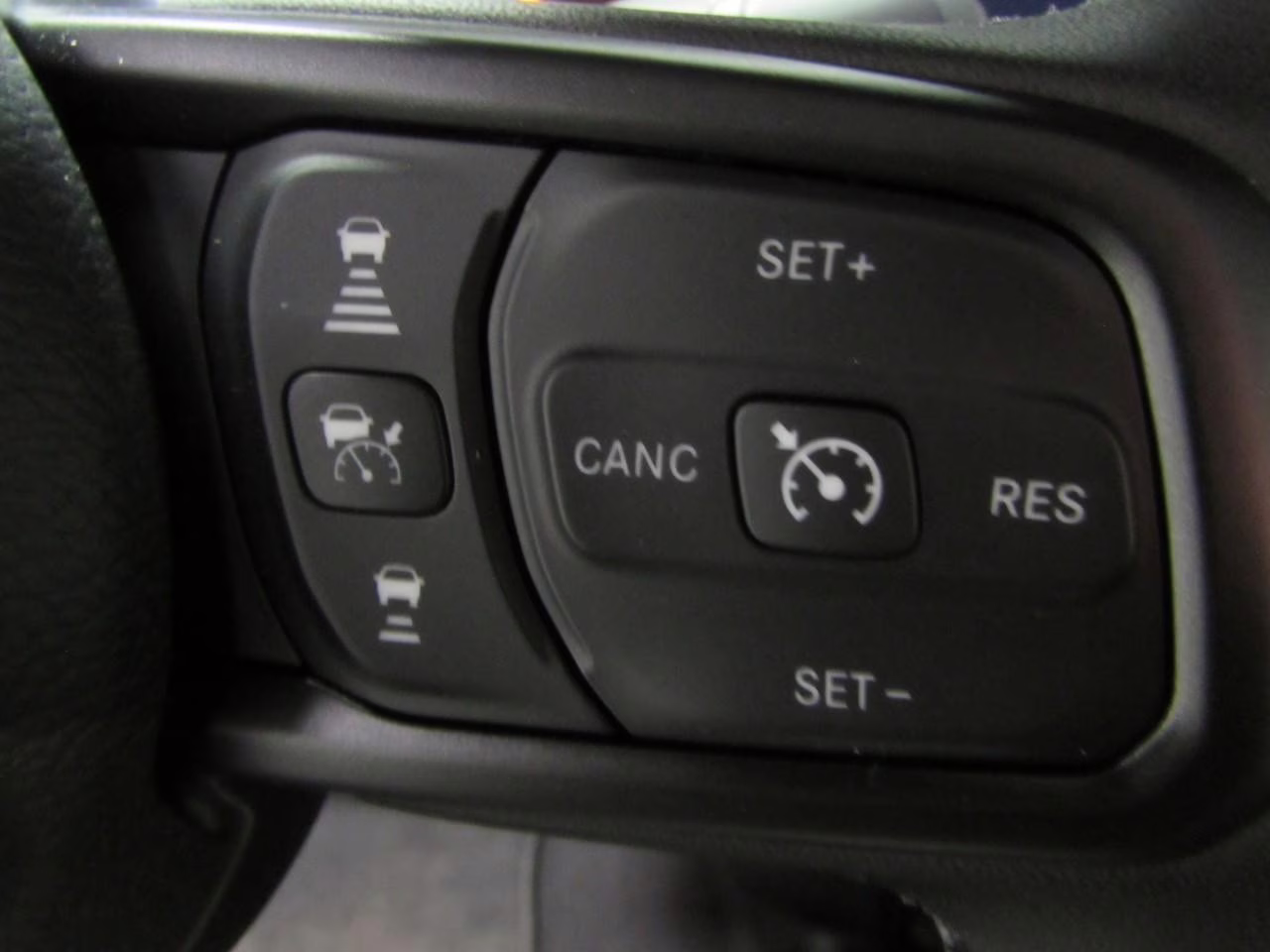 2026 Anvil Clearcoat Jeep Gladiator Sport S 4X4 Truck