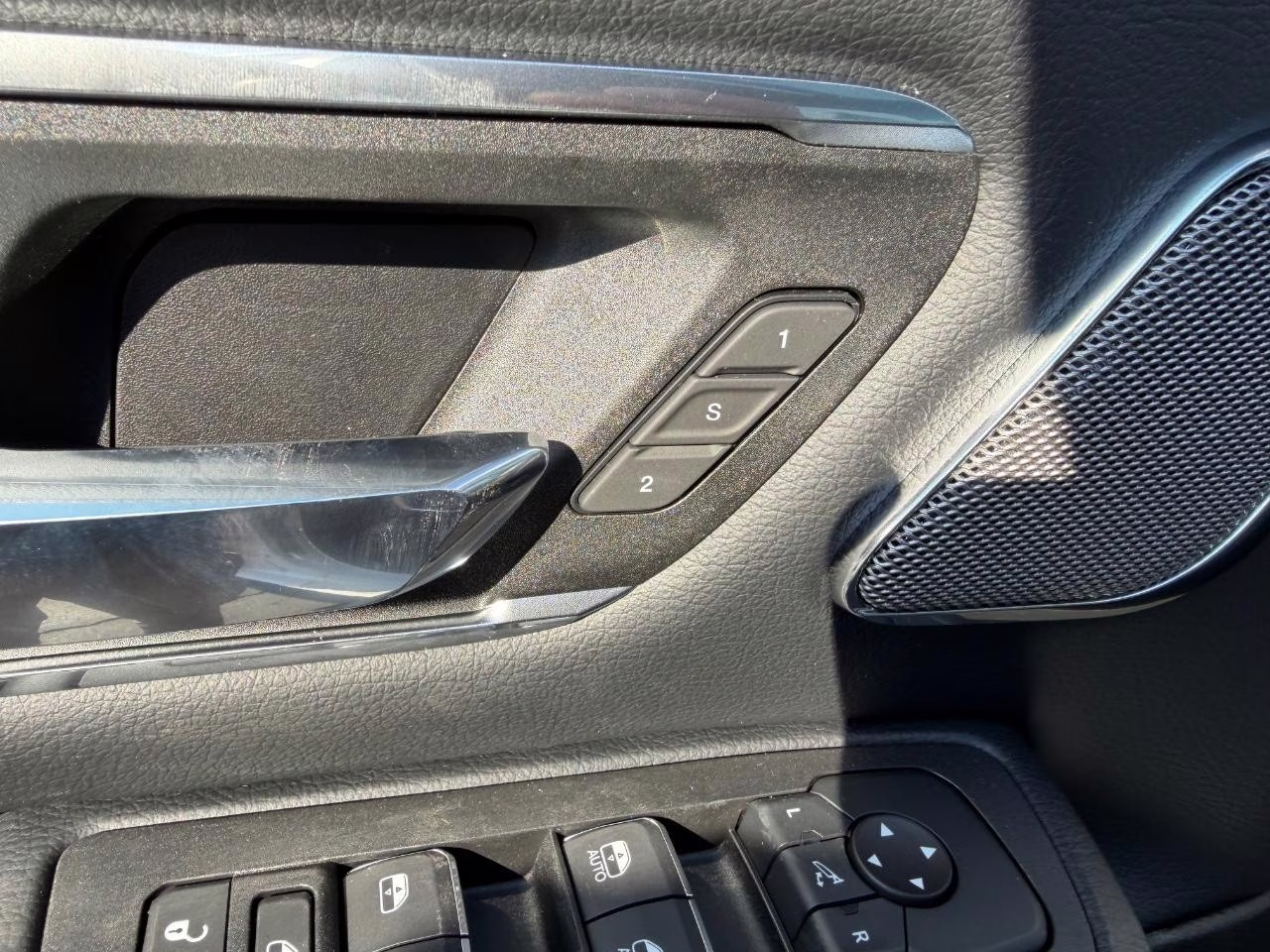 2026 Ivory White Tri-Coat Pearlcoat Ram 1500 Laramie 4X4 Truck