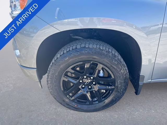 2026 Sterling Gray Metallic Chevrolet Silverado 1500 RST 4X4 Truck