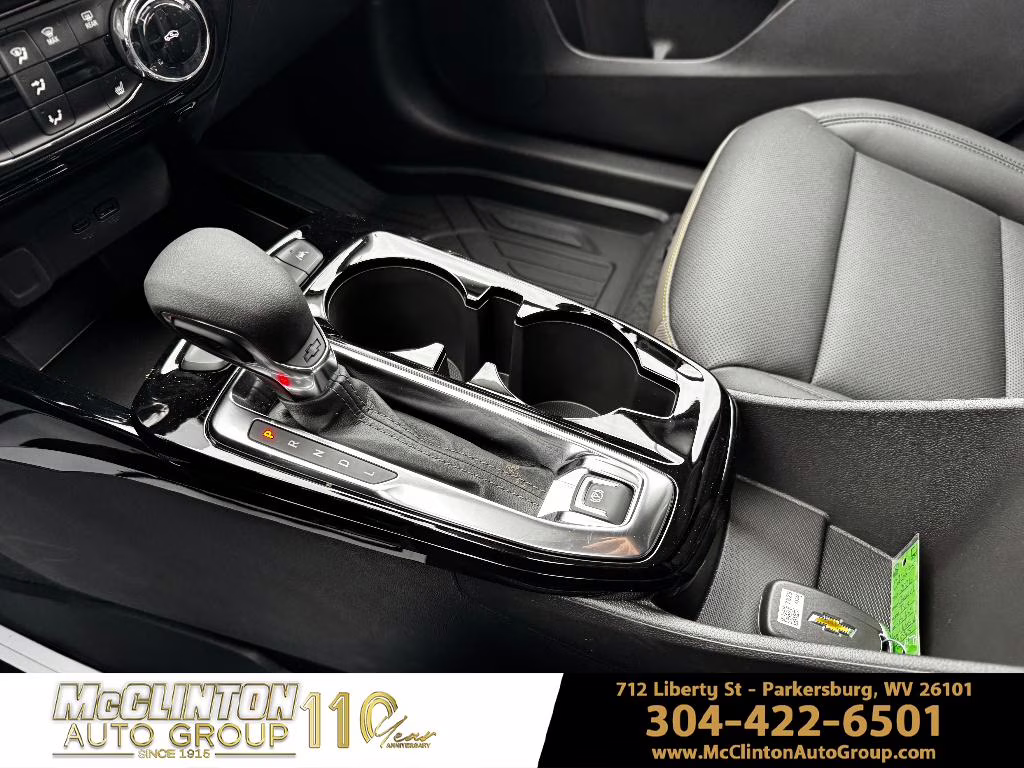 2026 White Sands Chevrolet Trax ACTIV FWD SUV