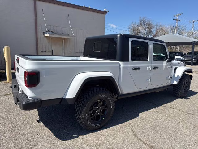 2026 Bright White Clearcoat Jeep Gladiator Willys 4X4 Truck
