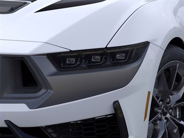 2026 Oxford White Ford Mustang Dark Horse RWD Coupe