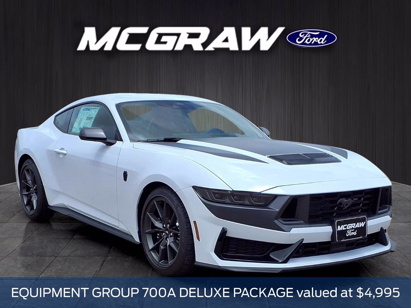 2026 Oxford White Ford Mustang Dark Horse RWD Coupe