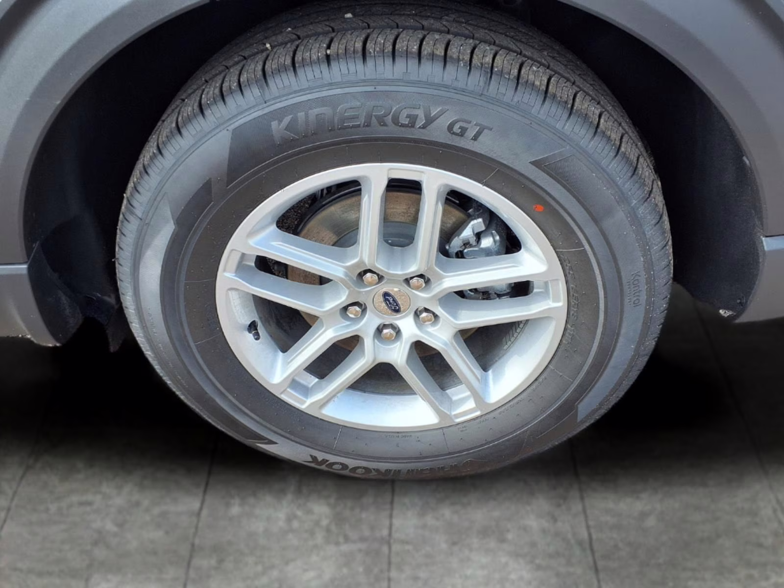 2026 Gray Metallic Ford Explorer Active RWD SUV