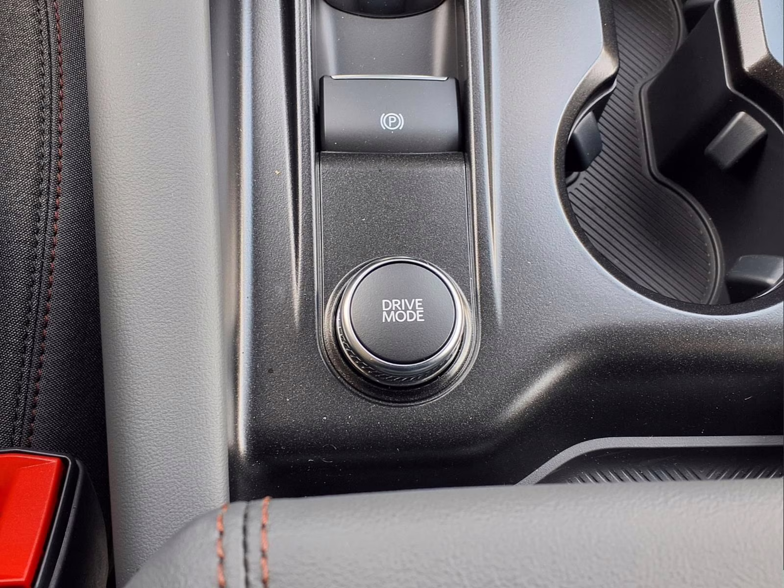 2026 Gray Metallic Ford Explorer Active RWD SUV