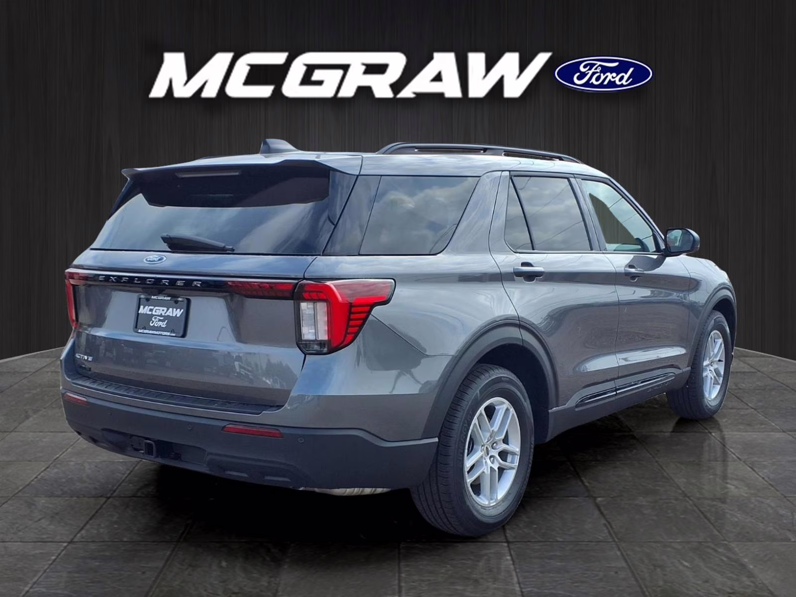 2026 Gray Metallic Ford Explorer Active RWD SUV