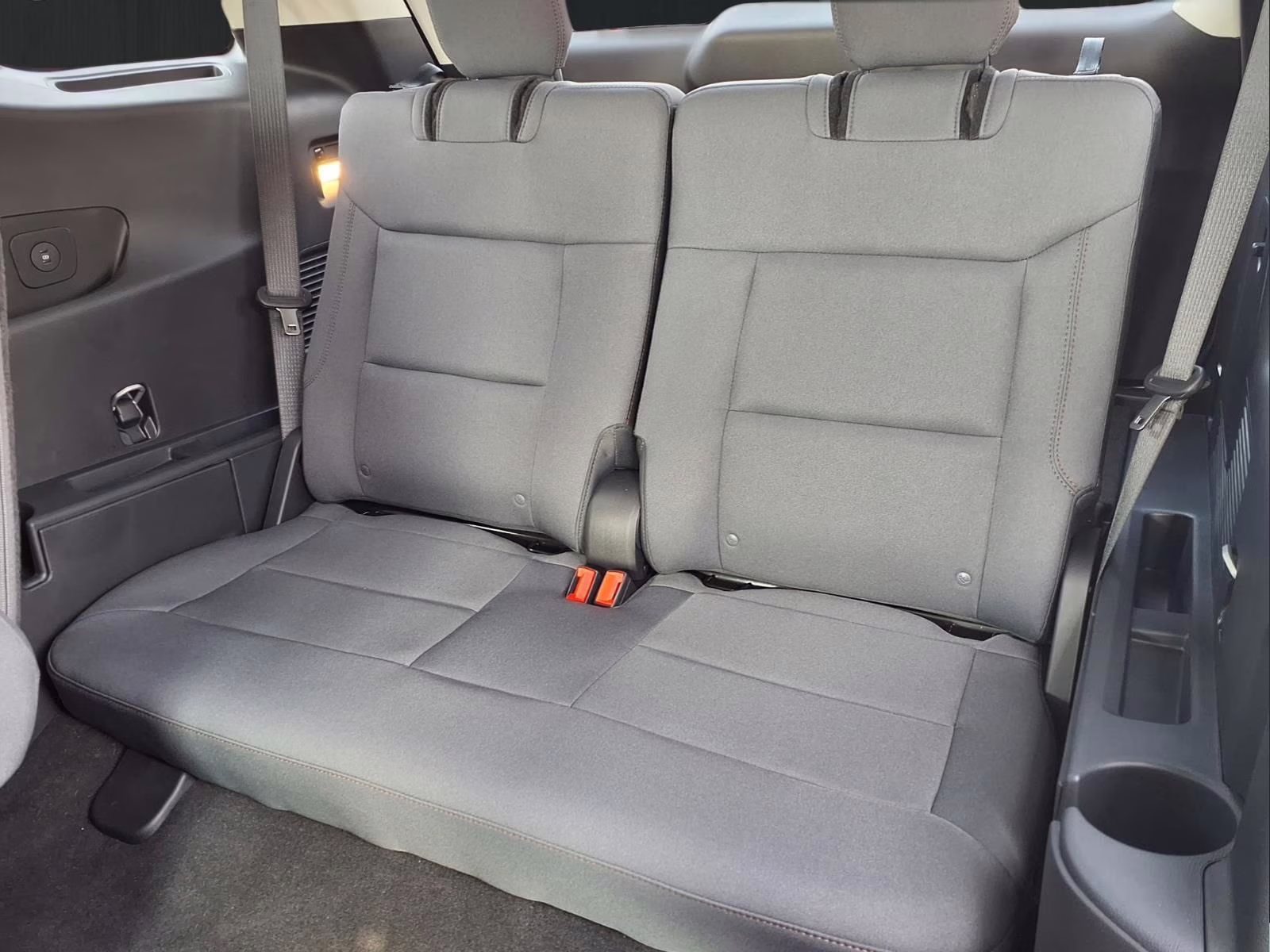 2026 White Metallic Ford Explorer Active RWD SUV