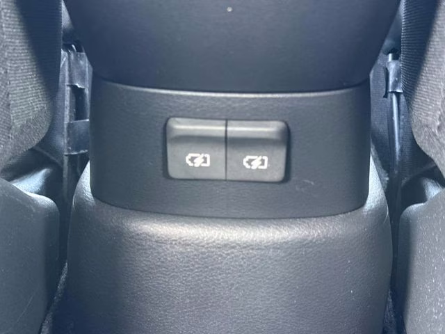 2020 Gun Metallic Nissan Kicks SV FWD SUV