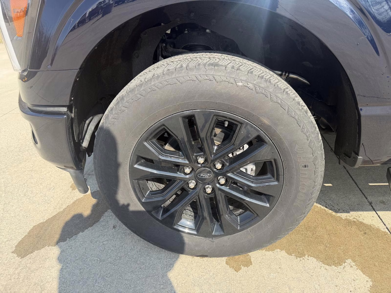 2025 Antimatter Blue Ford F-150 LARIAT 4X4 Truck