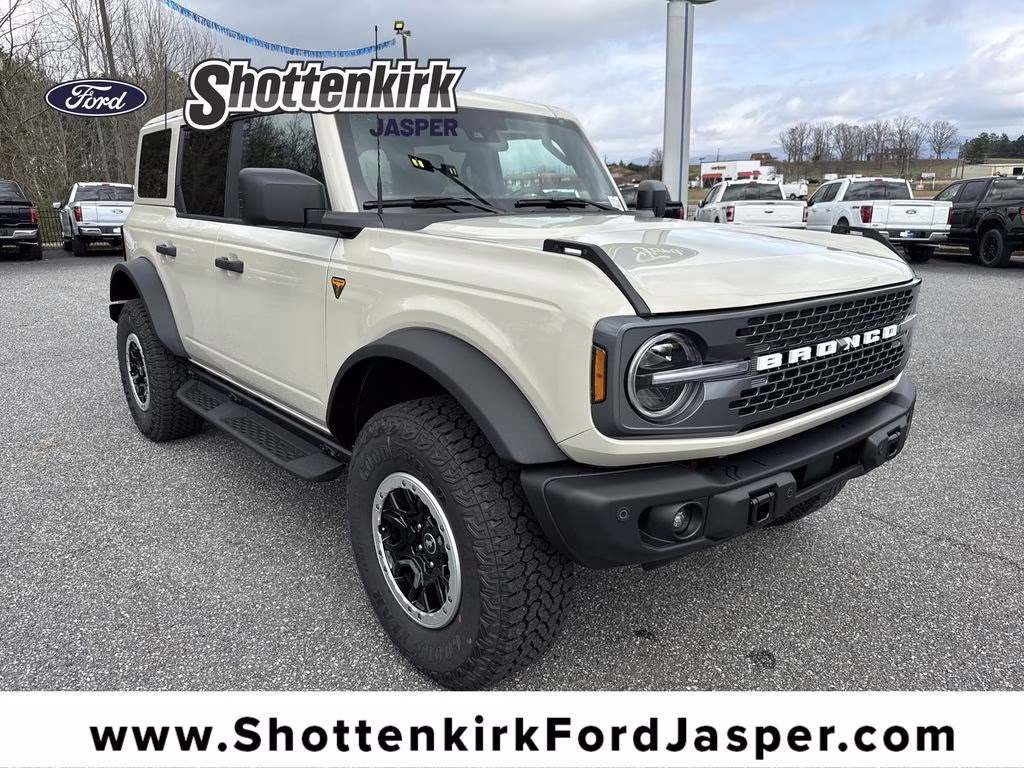 2026 Sand Ford Bronco Badlands 4X4 SUV