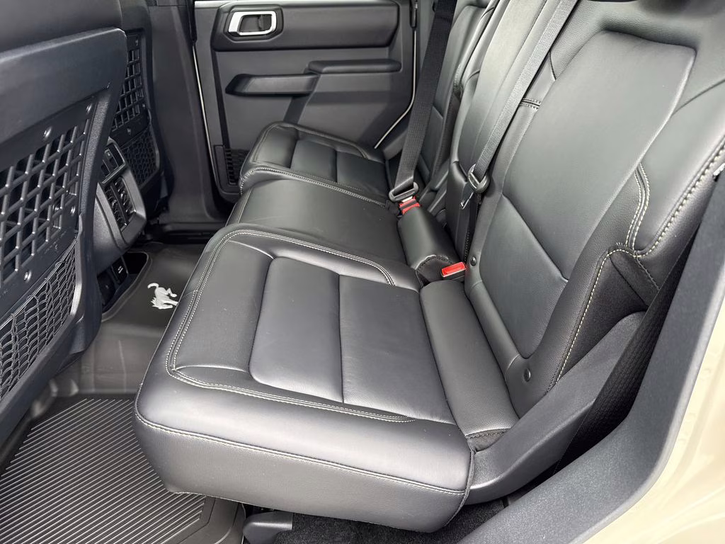 2026 Sand Ford Bronco Badlands 4X4 SUV