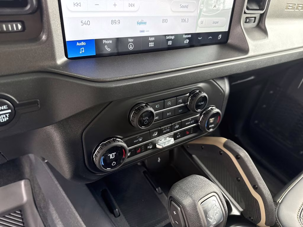 2026 Sand Ford Bronco Badlands 4X4 SUV