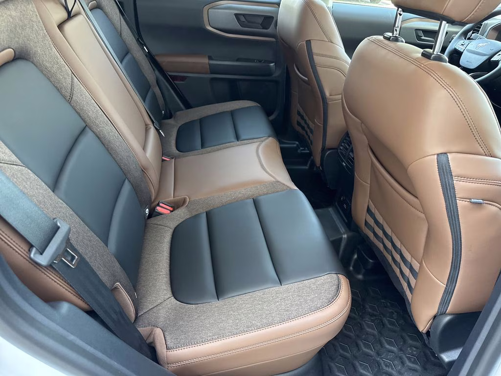 2026 Oxford White Ford Bronco Sport Outer Banks 4X4 SUV