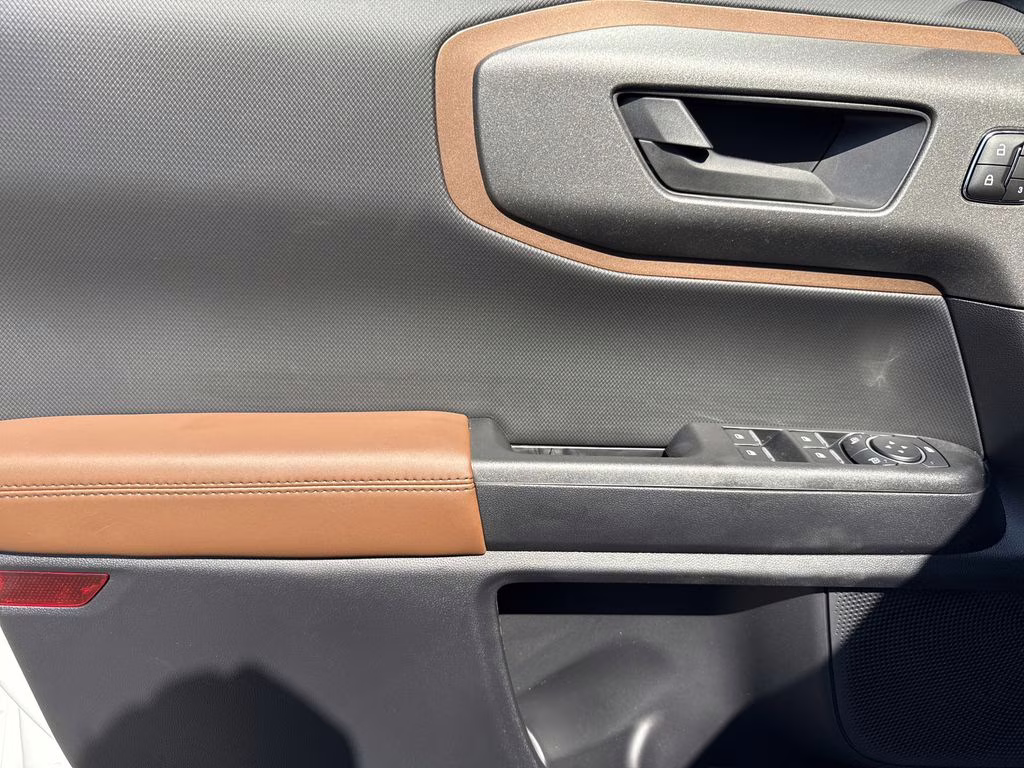 2026 Oxford White Ford Bronco Sport Outer Banks 4X4 SUV