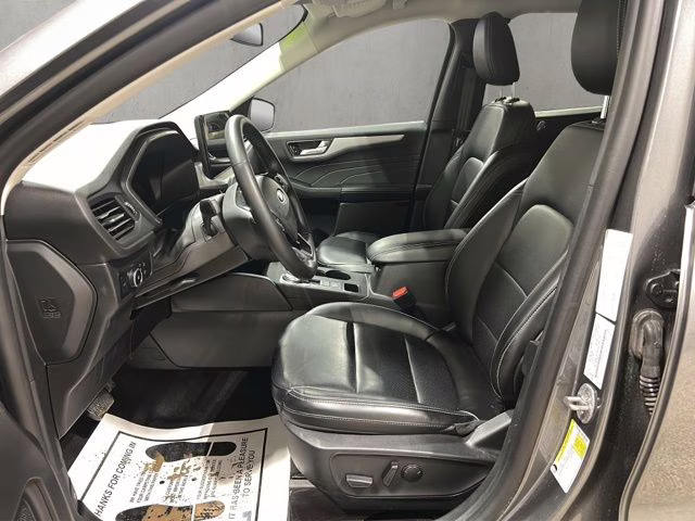 2025 Carbonized Gray Metallic Ford Escape Platinum AWD SUV