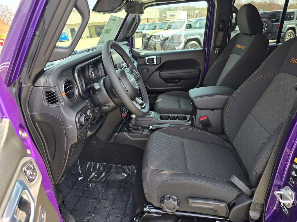 2026 Reign Jeep Gladiator Mojave 4X4 Truck