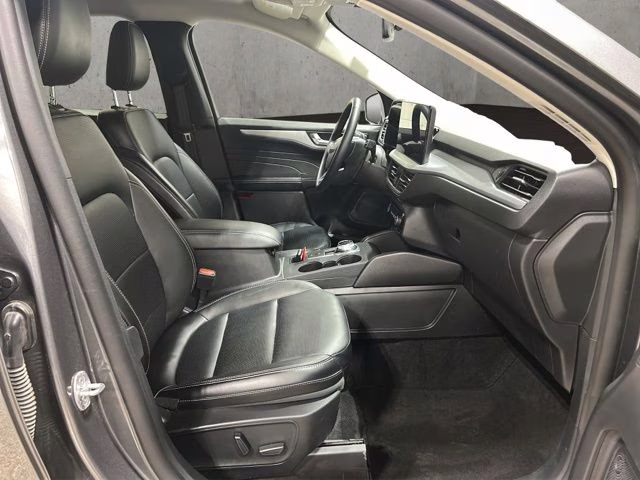 2025 Carbonized Gray Metallic Ford Escape Platinum AWD SUV