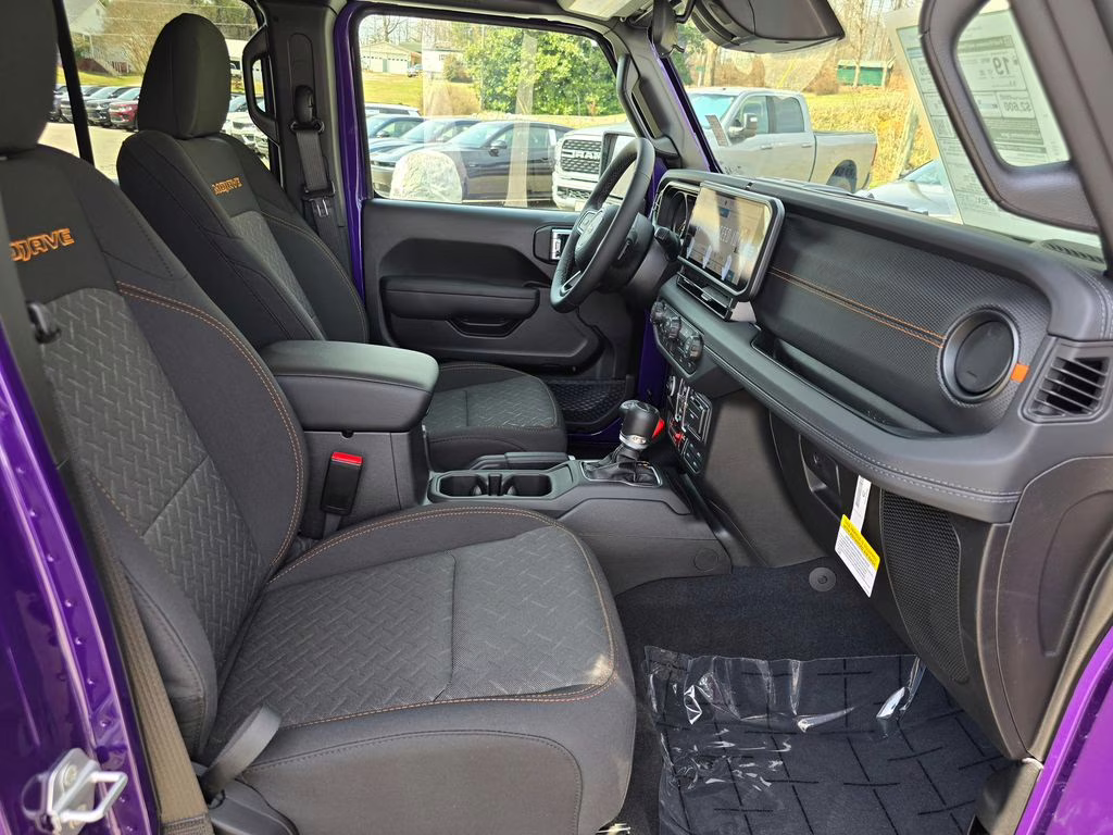 2026 Reign Jeep Gladiator Mojave 4X4 Truck