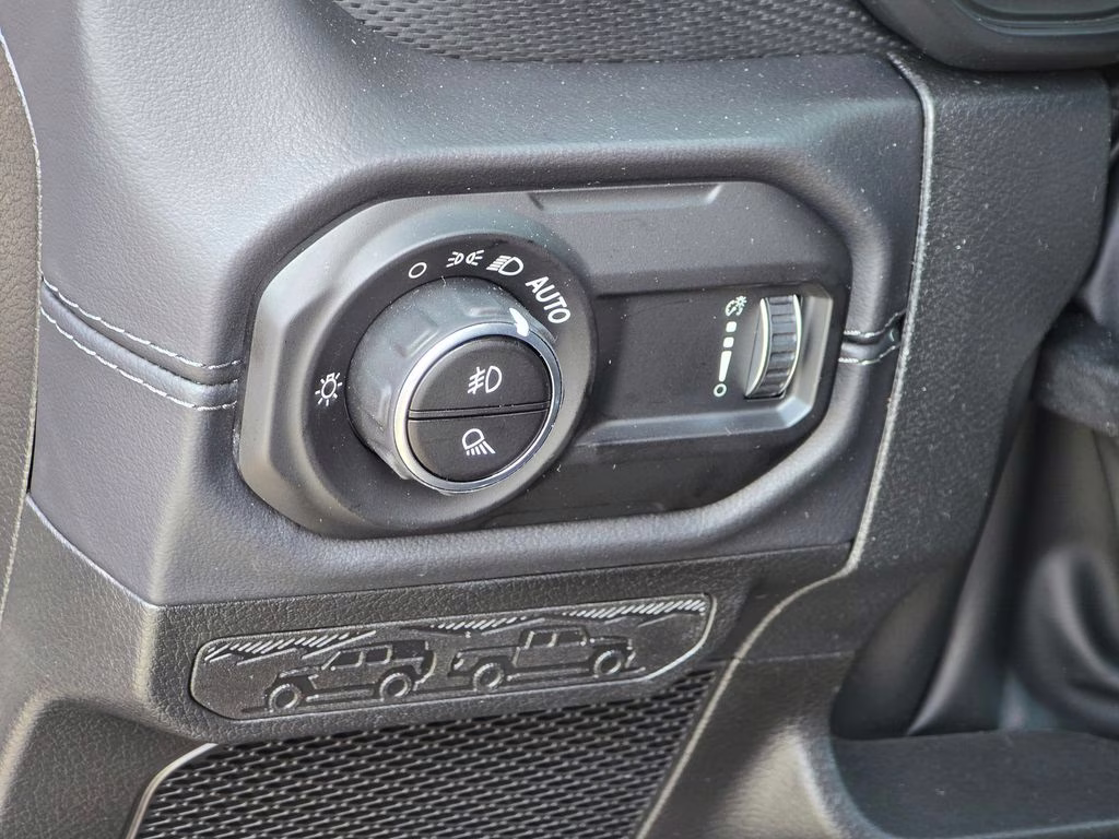 2026 Reign Jeep Gladiator Mojave 4X4 Truck