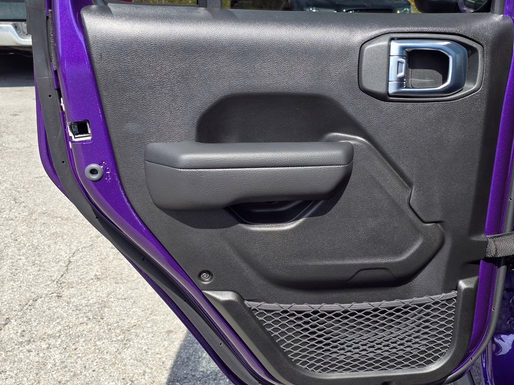 2026 Reign Jeep Gladiator Mojave 4X4 Truck