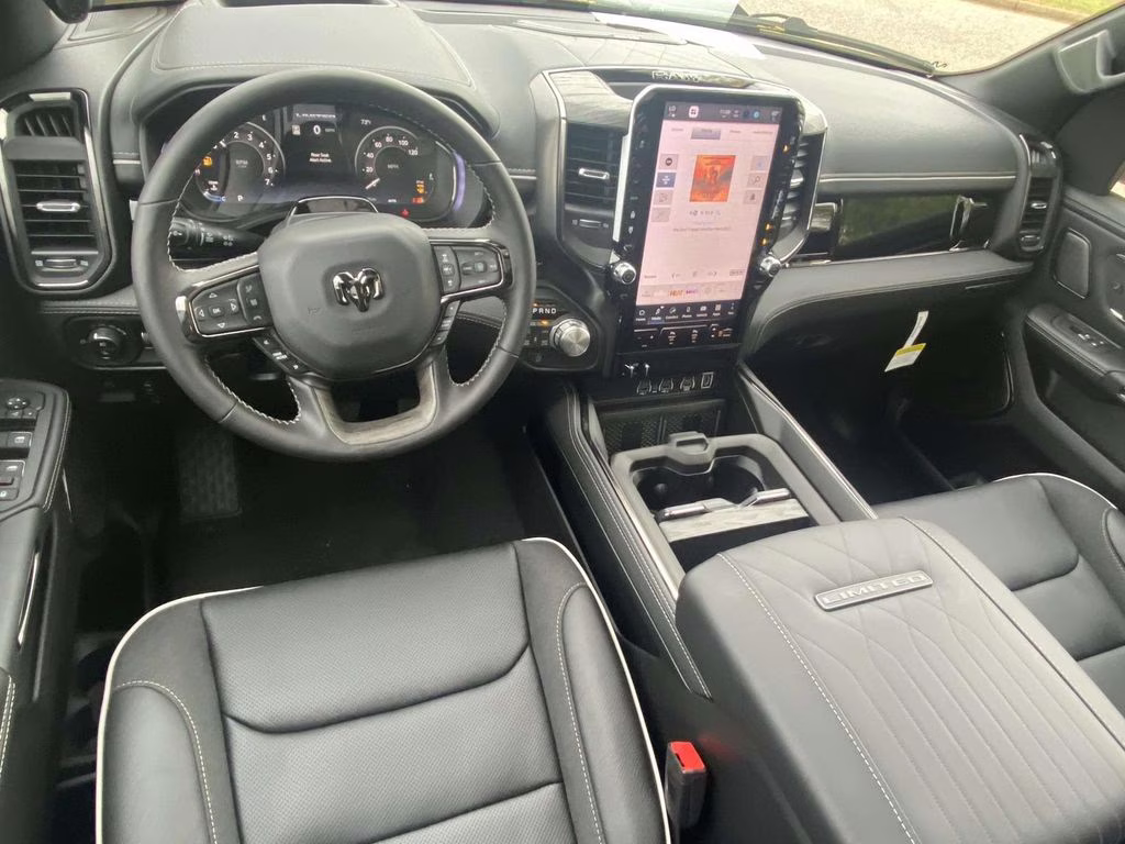 2026 Diamond Black Crystal Pearlcoat Ram 1500 Limited 4X4 Truck