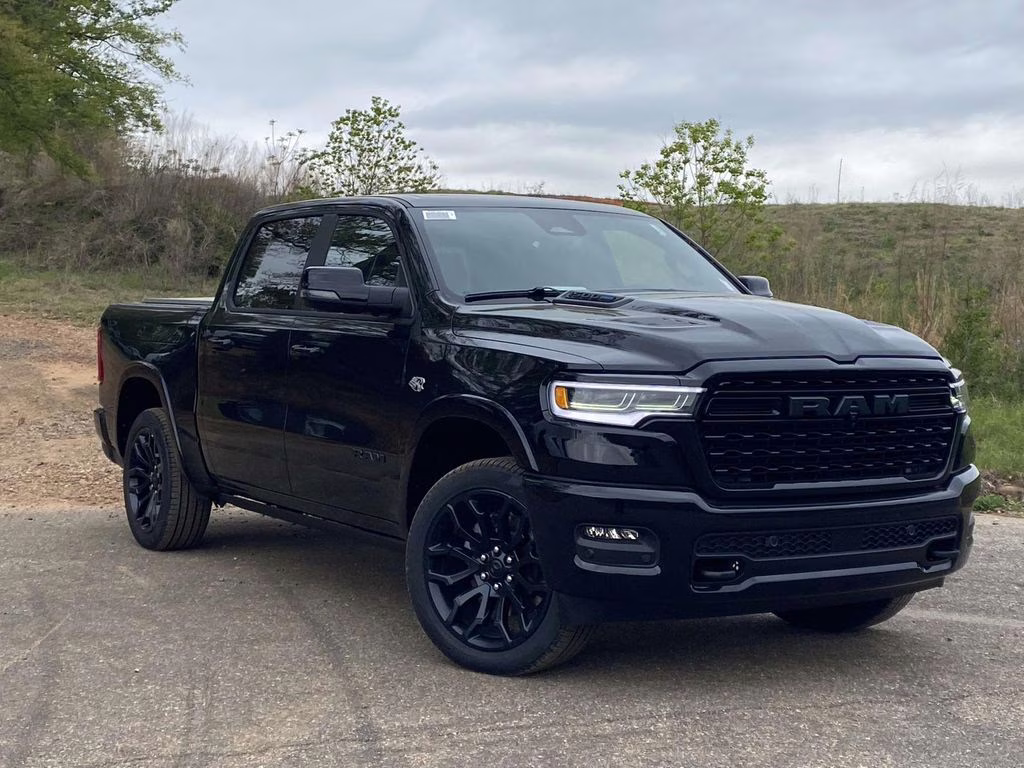 2026 Diamond Black Crystal Pearlcoat Ram 1500 Limited 4X4 Truck
