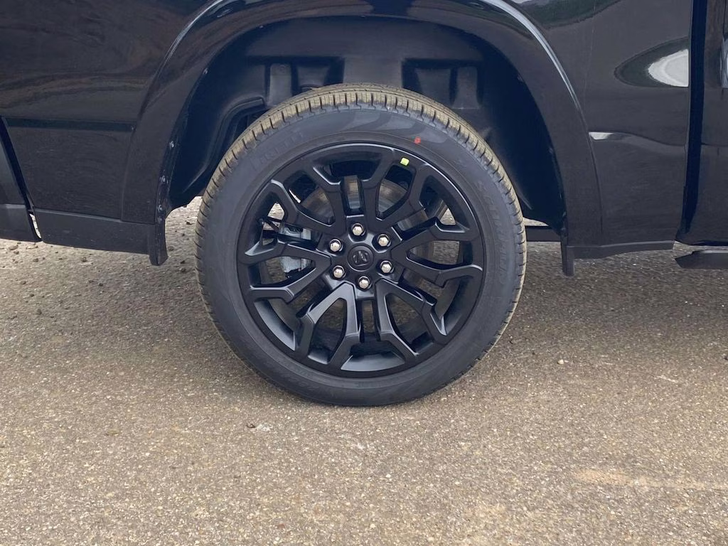 2026 Diamond Black Crystal Pearlcoat Ram 1500 Limited 4X4 Truck