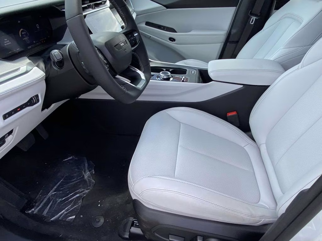 2026 Bright White Clearcoat Jeep Cherokee Limited 4X4 SUV