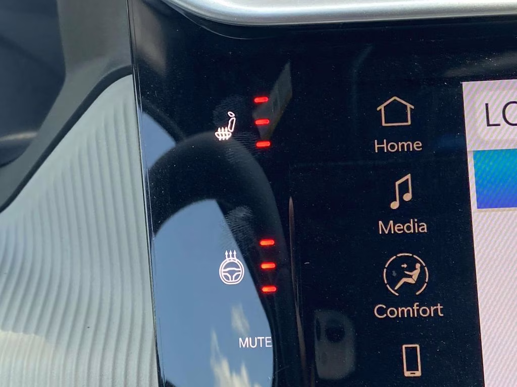 2026 Bright White Clearcoat Jeep Cherokee Limited 4X4 SUV