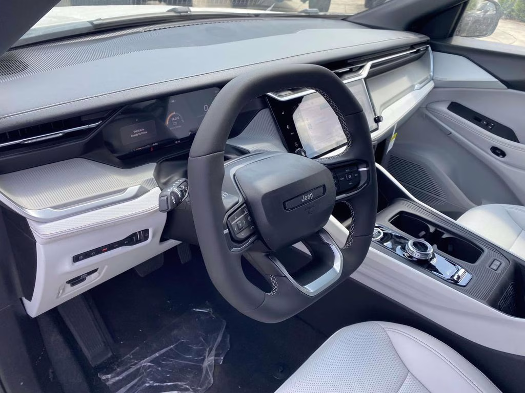 2026 Bright White Clearcoat Jeep Cherokee Limited 4X4 SUV