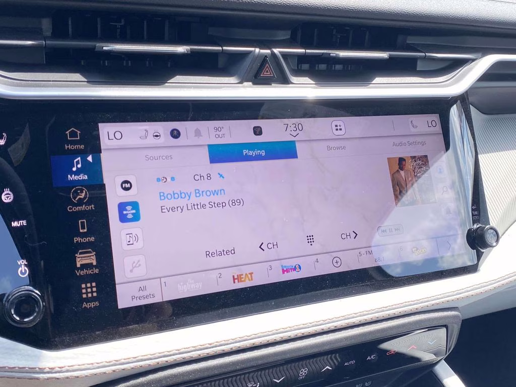 2026 Bright White Clearcoat Jeep Cherokee Limited 4X4 SUV