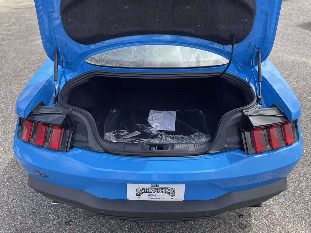 2026 Grabber Blue Metallic Ford Mustang GT RWD Coupe