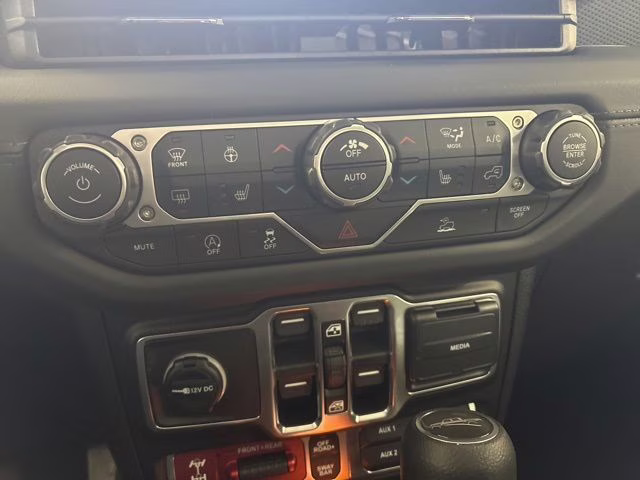 2026 Anvil Clearcoat Jeep Gladiator Rubicon 4X4 Truck