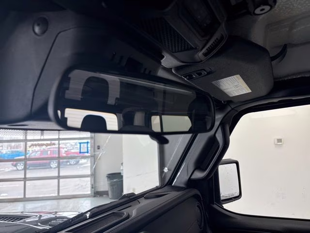 2026 Anvil Clearcoat Jeep Gladiator Rubicon 4X4 Truck