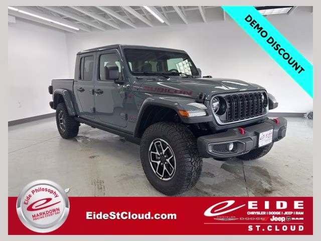 2026 Jeep Gladiator Rubicon Auto's photo