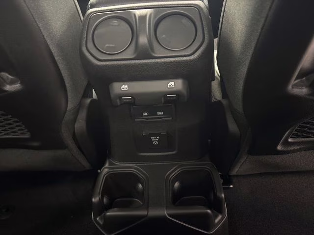 2026 Anvil Clearcoat Jeep Gladiator Rubicon 4X4 Truck