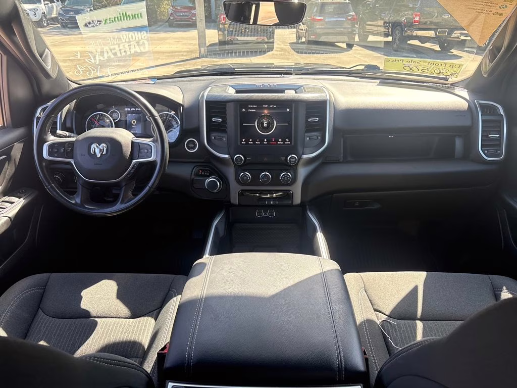 2021 Diamond Black Crystal Pearlcoat Ram 1500 Big Horn/Lone Star RWD Truck