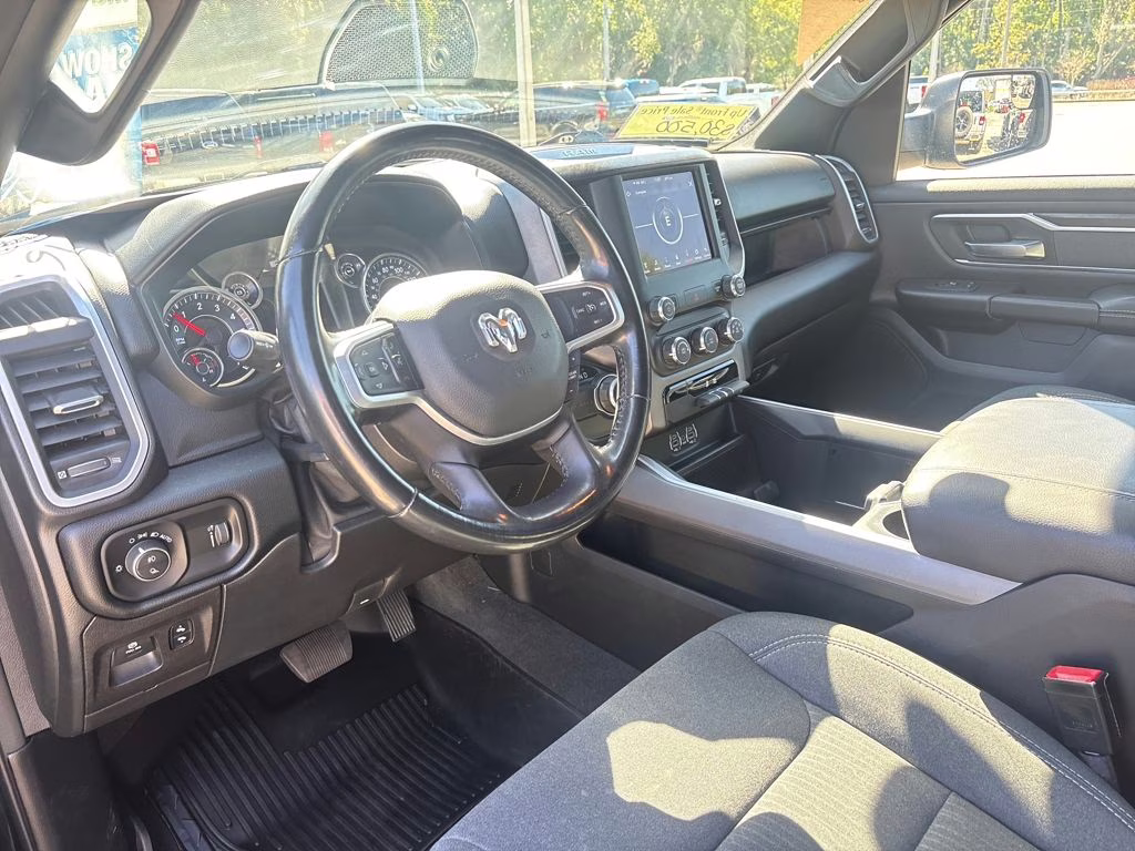 2021 Diamond Black Crystal Pearlcoat Ram 1500 Big Horn/Lone Star RWD Truck