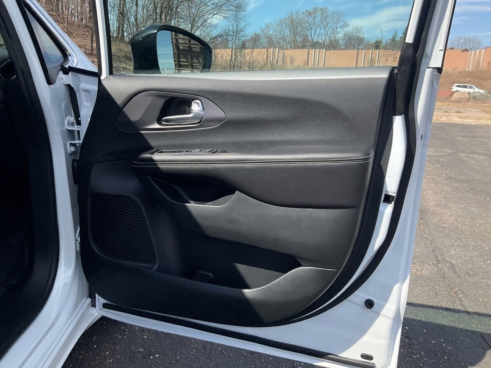 2026 Bright White Clearcoat Chrysler Voyager LX FWD Van