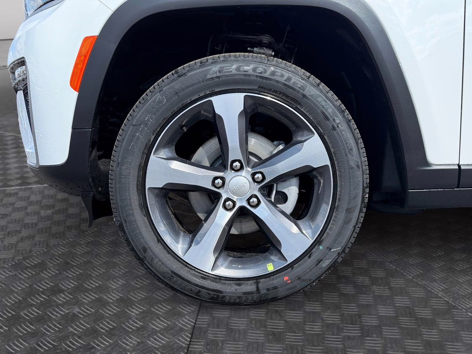 2026 Bright White Clearcoat Jeep Grand Cherokee Limited 4X4 SUV