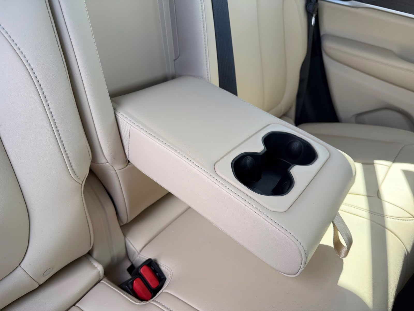 2026 Bright White Clearcoat Jeep Grand Cherokee Limited 4X4 SUV