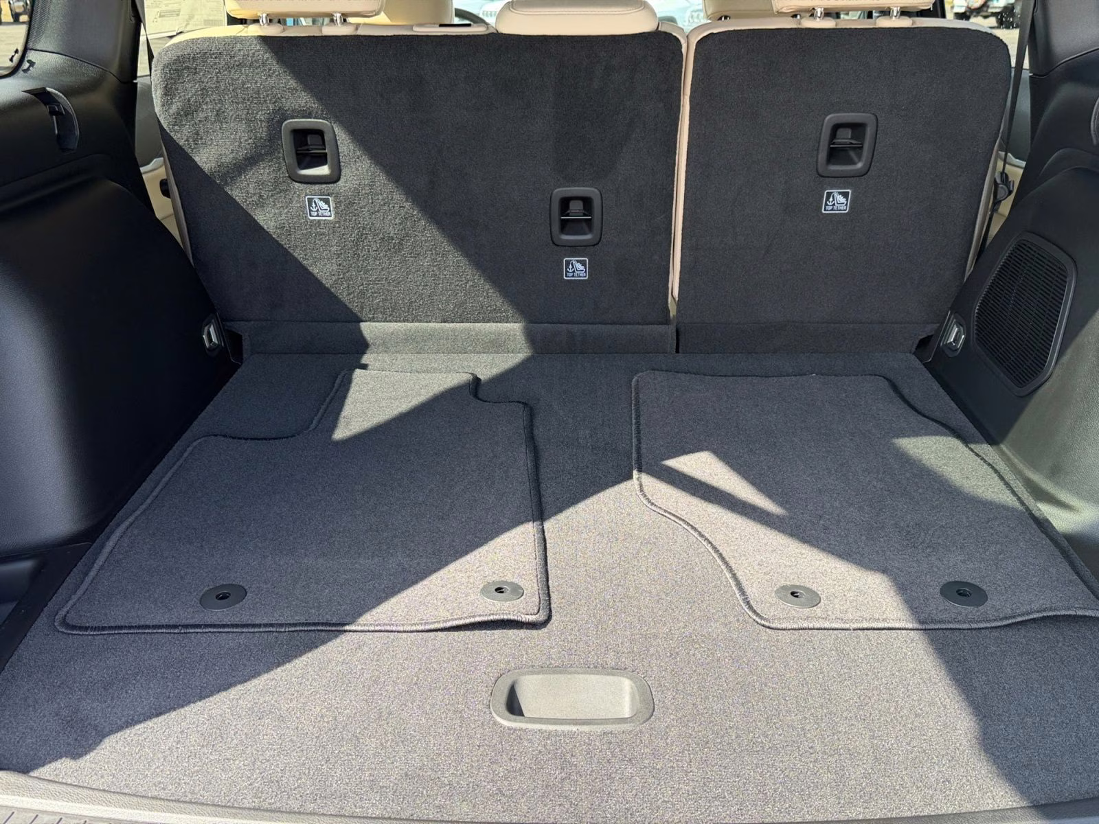 2026 Bright White Clearcoat Jeep Grand Cherokee Limited 4X4 SUV