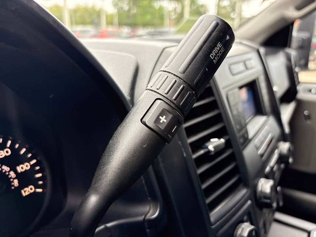 2018 Oxford White Ford F-150 XL RWD Truck