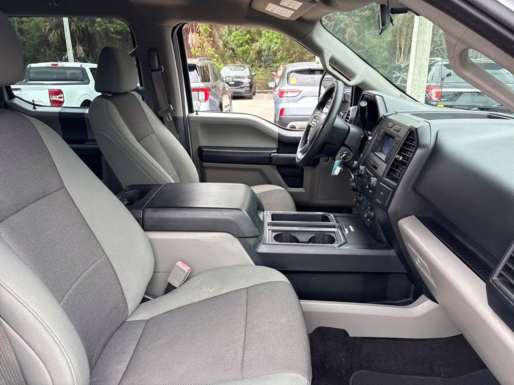 2018 Oxford White Ford F-150 XL RWD Truck