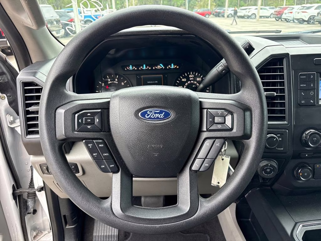 2018 Oxford White Ford F-150 XL RWD Truck