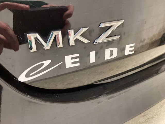 2020 Infinite Black Metallic Lincoln MKZ Standard FWD Sedan