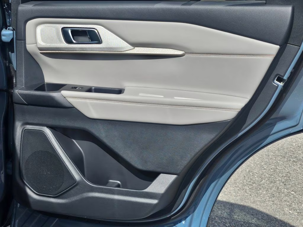 2026 Vapor Blue Metallic Ford Explorer Active 4X4 SUV