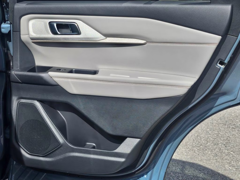 2026 Vapor Blue Metallic Ford Explorer Active 4X4 SUV